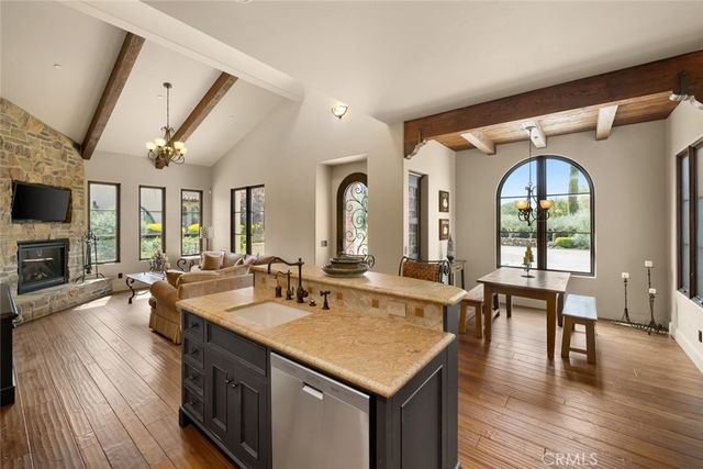 6520 Mira Cielo, San Luis Obispo, CA 93401