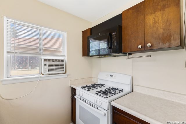4318 SUN GATE ST, San Antonio, TX 78217