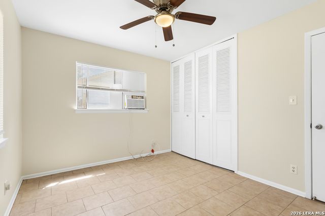 4318 SUN GATE ST, San Antonio, TX 78217