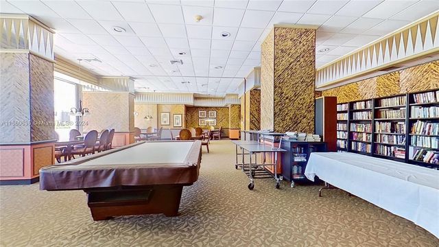 1800 NE 114th St 1411, Miami, FL 33181