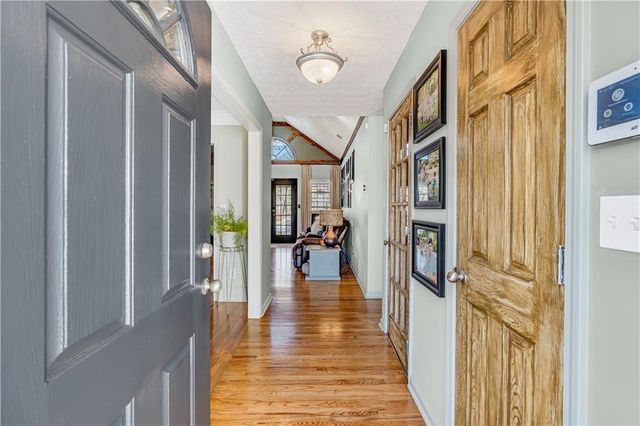 341 Sunset Loop, Cedartown, GA 30125