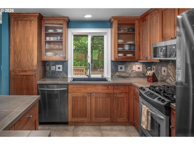 7540 Sw 156TH Pl, Beaverton, OR 97007