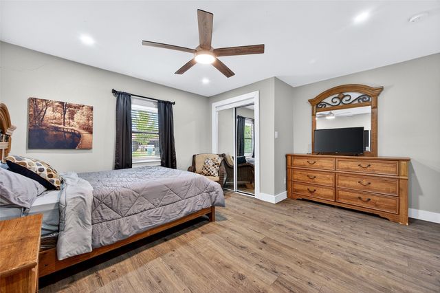 604 E Summit Street, Sherman, TX 75090