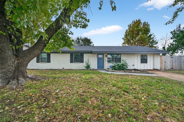 604 E Summit Street, Sherman, TX 75090