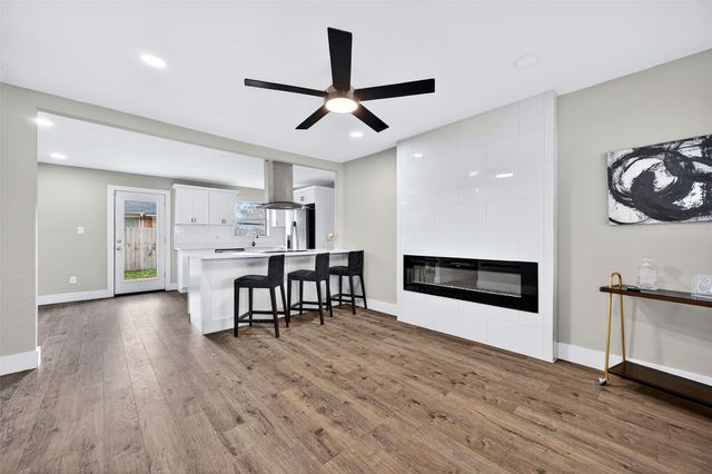 604 E Summit Street, Sherman, TX 75090