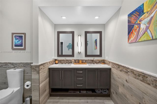 3726 NE 166th St 116, North Miami Beach, FL 33160