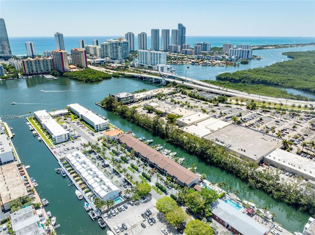 3726 NE 166th St 116, North Miami Beach, FL 33160