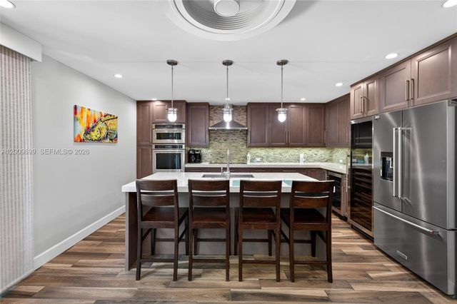 3726 NE 166th St 116, North Miami Beach, FL 33160