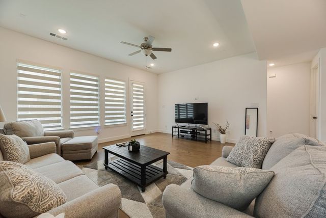 1220 Grass Hollow Place, Celina, TX 75009