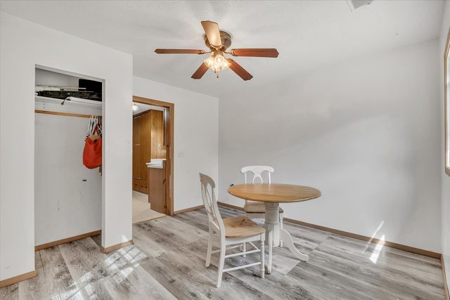 919 Colony Drive, Davenport, IA 52806