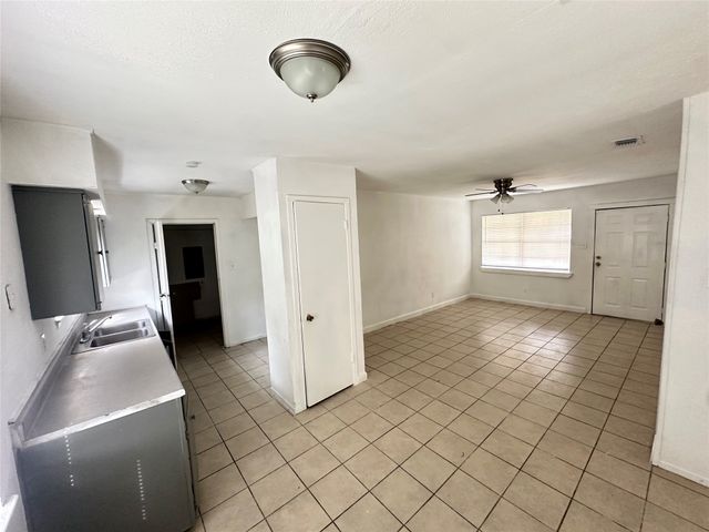 4916 Mcdougal Street, Greenville, TX 75401