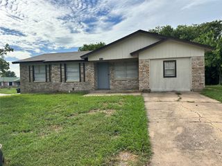 4916 Mcdougal Street, Greenville, TX 75401