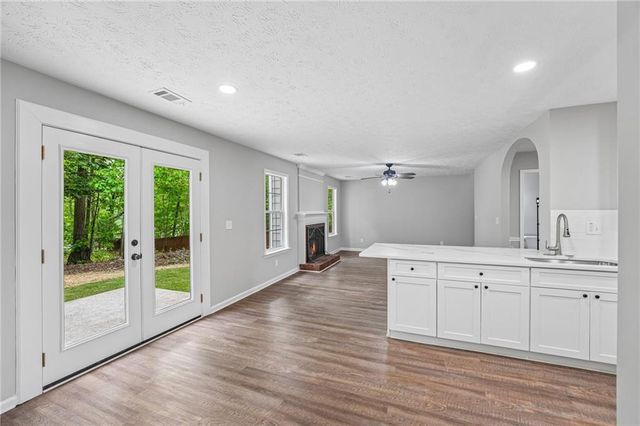 3780 Wake Robin Way, Cumming, GA 30028