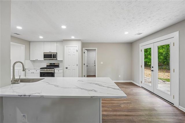 3780 Wake Robin Way, Cumming, GA 30028