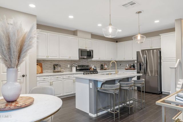 3350 E Yountville Drive 7, Ontario, CA 91761