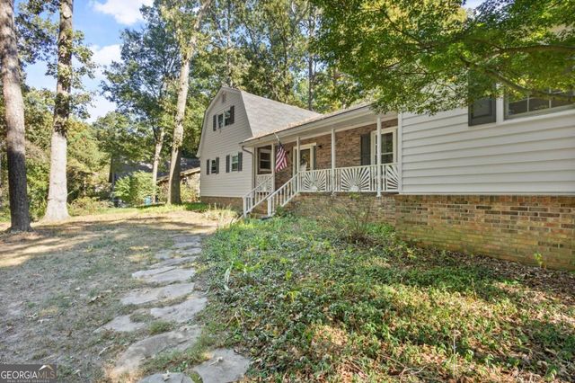 1676 Heritage Drive, Snellville, GA 30078