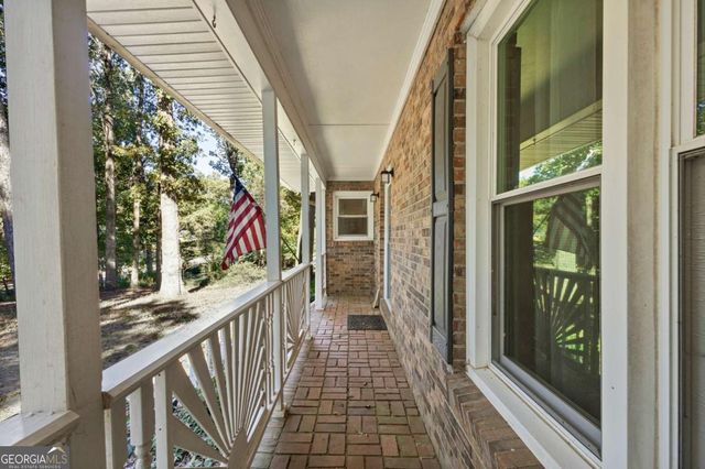 1676 Heritage Drive, Snellville, GA 30078