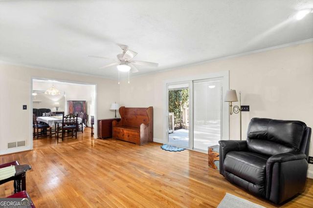 1676 Heritage Drive, Snellville, GA 30078