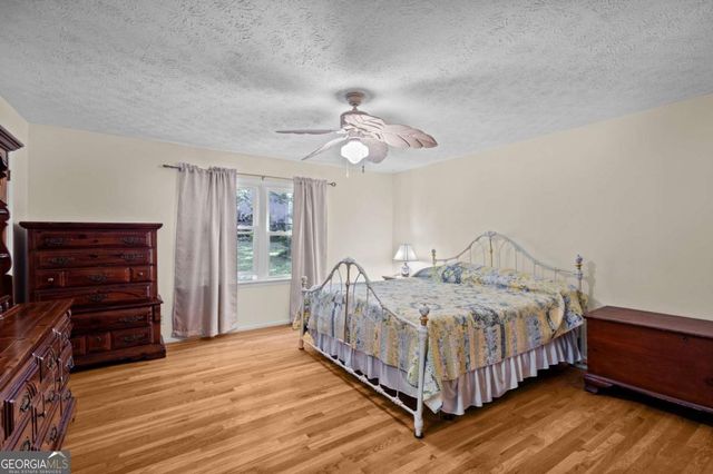 1676 Heritage Drive, Snellville, GA 30078
