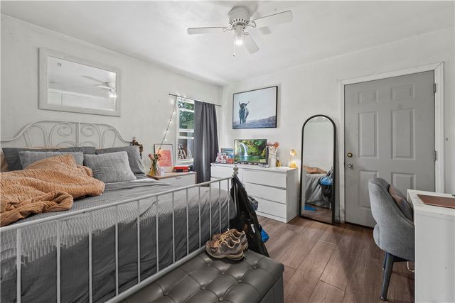 2725 E Tyler, Carson, CA 90810