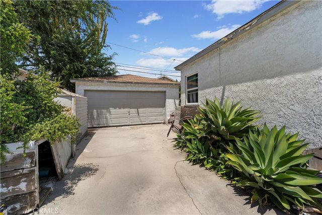 2725 E Tyler, Carson, CA 90810