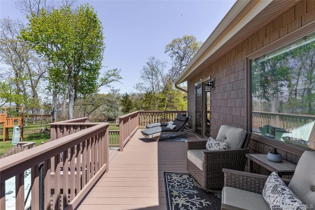 12 Flax Pond Woods Road, East Setauket, NY 11733