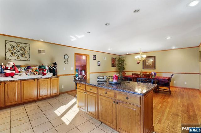 17 Pleasant, Kearny, NJ 07032