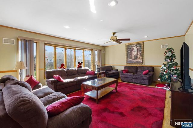 17 Pleasant, Kearny, NJ 07032
