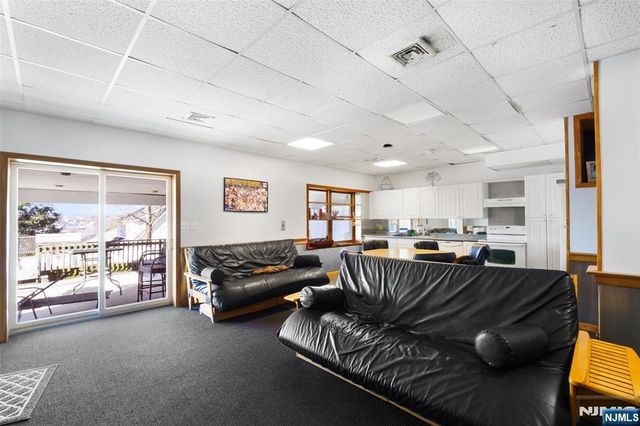 17 Pleasant, Kearny, NJ 07032