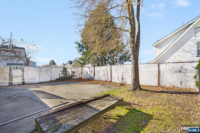 17 Pleasant, Kearny, NJ 07032
