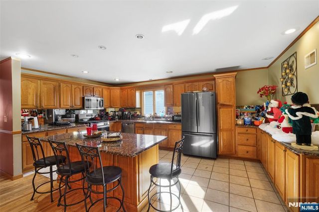 17 Pleasant, Kearny, NJ 07032