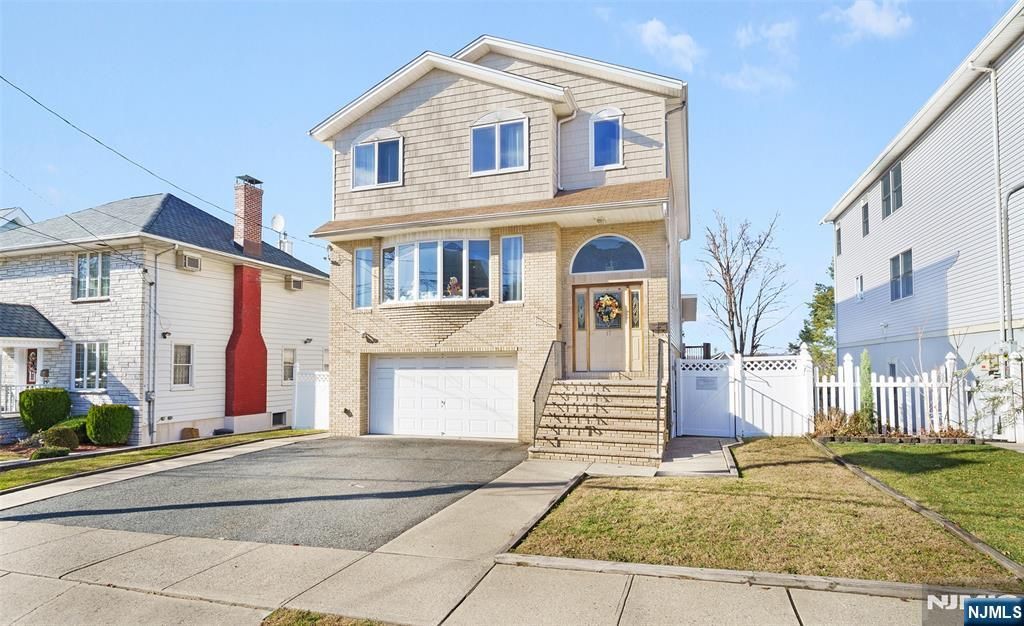 17 Pleasant, Kearny, NJ 07032