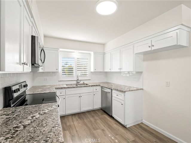 2239 Sunnyside, Clovis, CA 93611