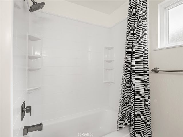 2239 Sunnyside, Clovis, CA 93611