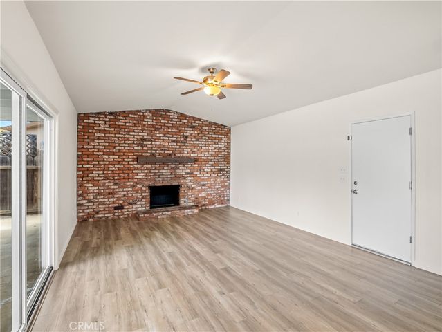 2239 Sunnyside, Clovis, CA 93611