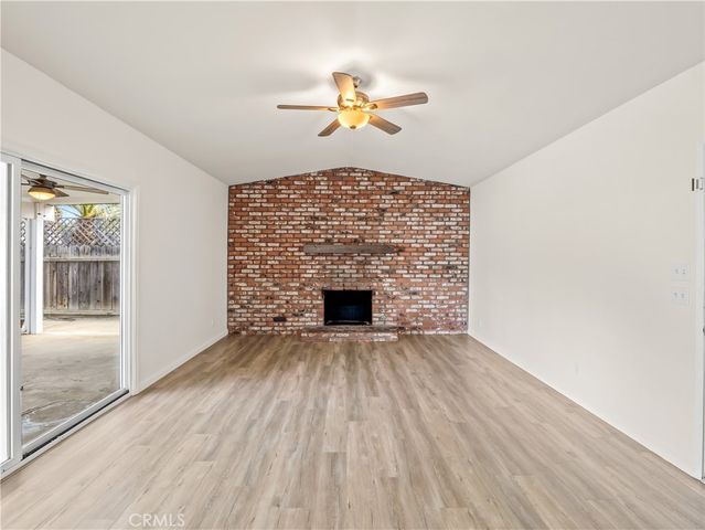 2239 Sunnyside, Clovis, CA 93611