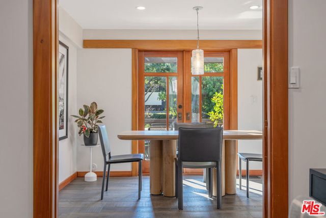 706 Navy Street, Santa Monica, CA 90405