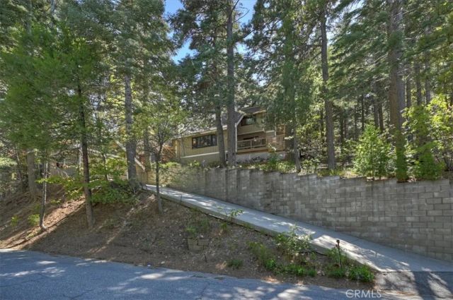 26545 Forest, Twin Peaks, CA 92391