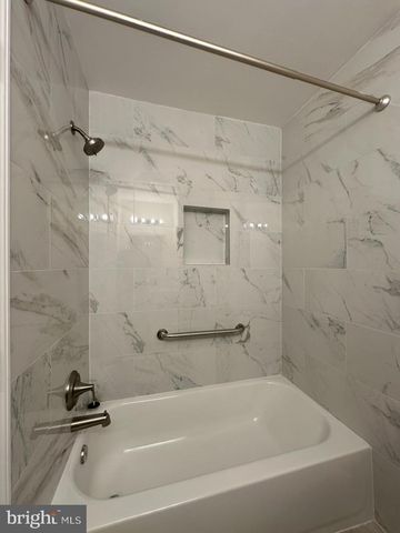 5804-B LANTANA CIR, Frederick, MD 21703