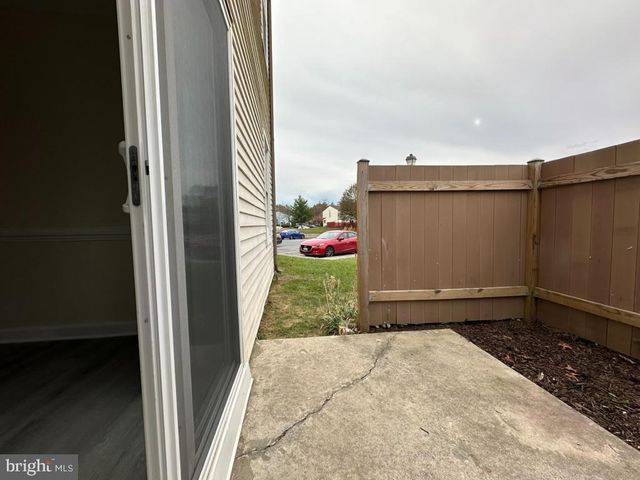 5804-B LANTANA CIR, Frederick, MD 21703