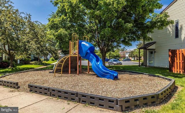 5804-B LANTANA CIR, Frederick, MD 21703