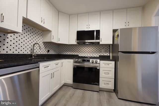 5804-B LANTANA CIR, Frederick, MD 21703