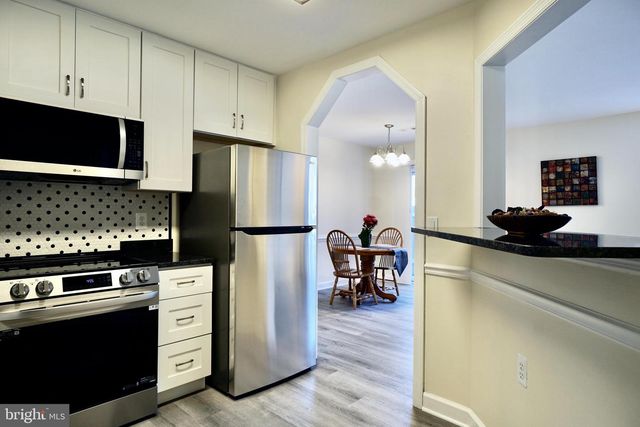 5804-B LANTANA CIR, Frederick, MD 21703
