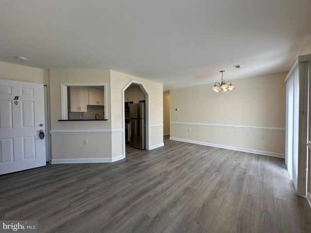 5804-B LANTANA CIR, Frederick, MD 21703