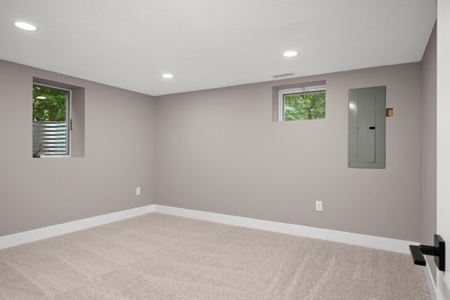 342 Kenmar Circle, Minnetonka, MN 55305