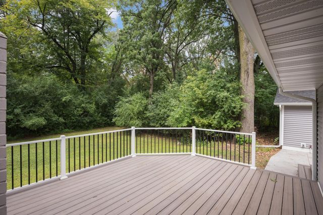 342 Kenmar Circle, Minnetonka, MN 55305