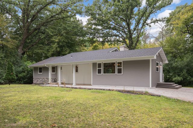 342 Kenmar Circle, Minnetonka, MN 55305