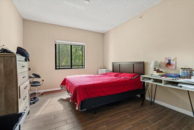 3023 Alcazar Place 201, Palm Beach Gardens, FL 33410