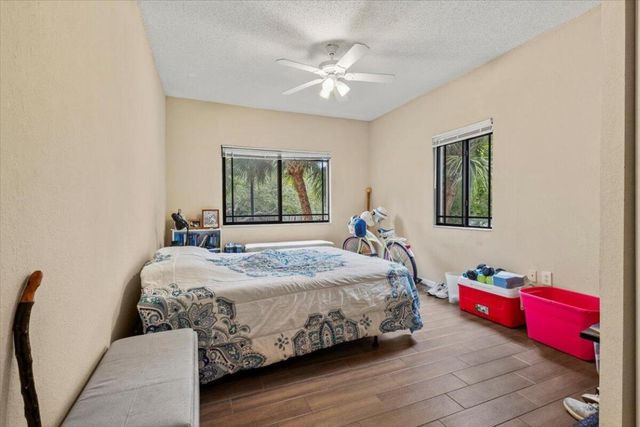 3023 Alcazar Place 201, Palm Beach Gardens, FL 33410