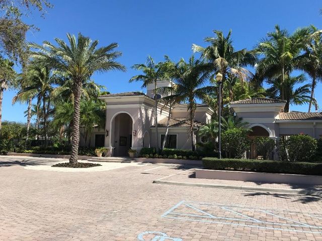 3023 Alcazar Place 201, Palm Beach Gardens, FL 33410